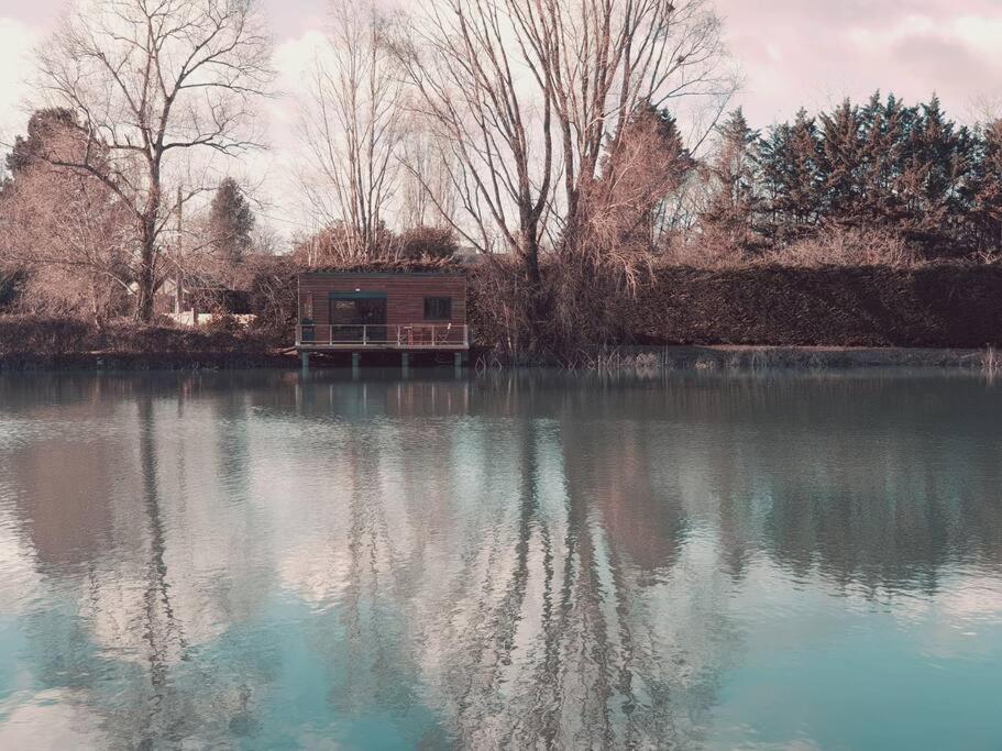 Chalet Les Pieds Dans L'Eau La Campagne A La Ville Saint-Doulchard Ngoại thất bức ảnh