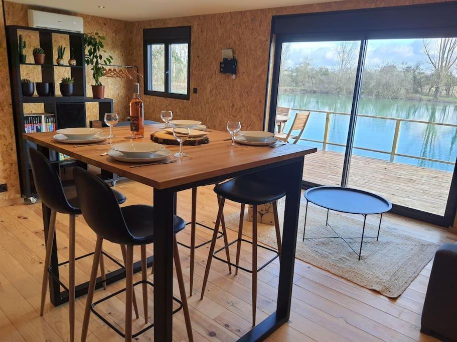 Chalet Les Pieds Dans L'Eau La Campagne A La Ville Saint-Doulchard Ngoại thất bức ảnh