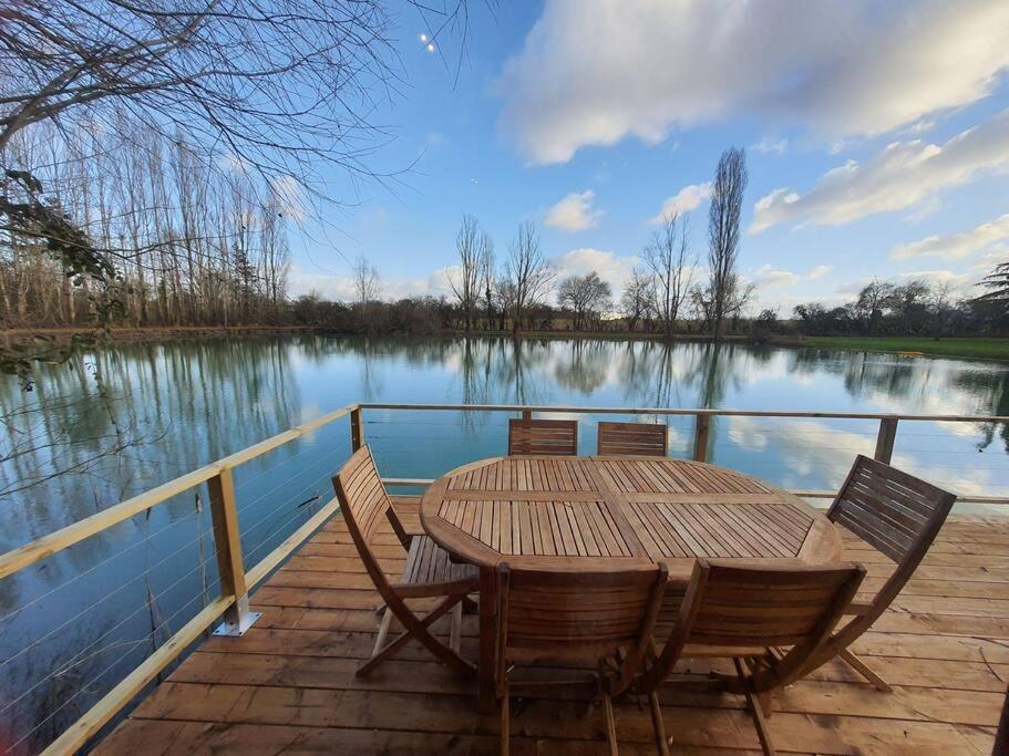 Chalet Les Pieds Dans L'Eau La Campagne A La Ville Saint-Doulchard Ngoại thất bức ảnh